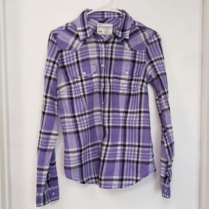 ⭐Aeropostale purple and black plaid button up M